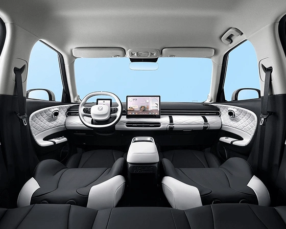 Sprednji del notranjosti vozila Dongfeng Box